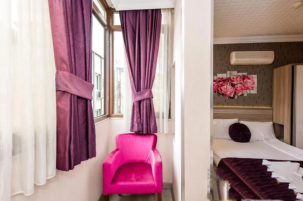 Olimpiyat Hotel איזמיר 2*,