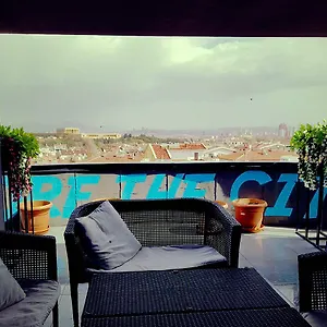 14 Auberge de jeunesse